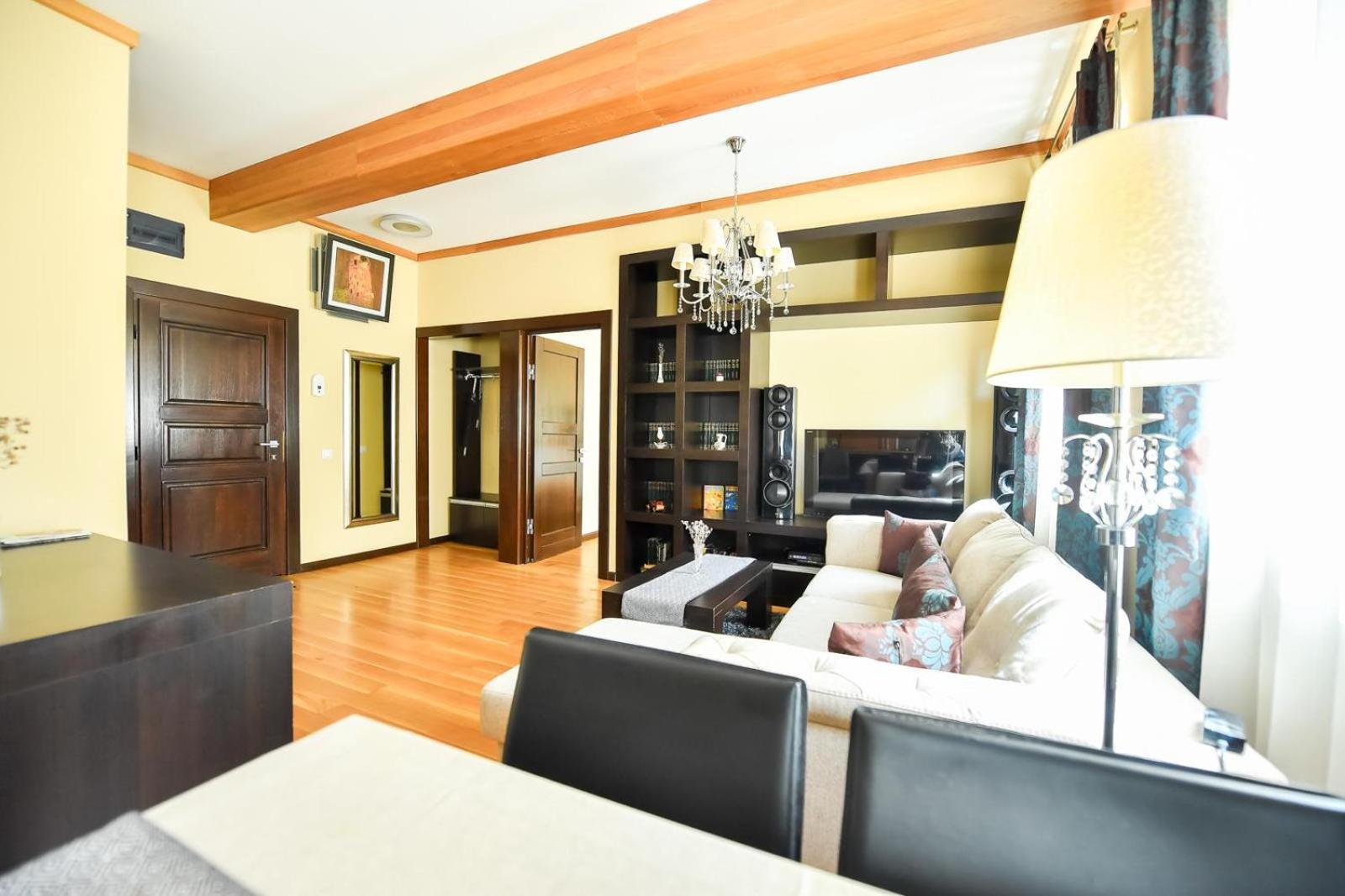 Luxury Apartment ブラショフ エクステリア 写真